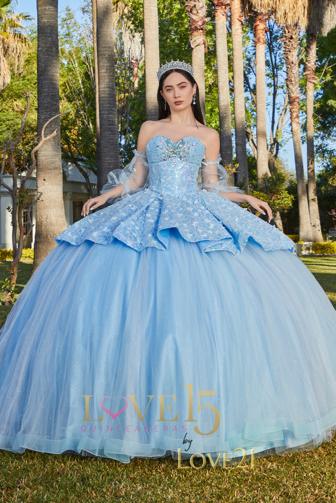 Vestidos de Quincea era etiquetado