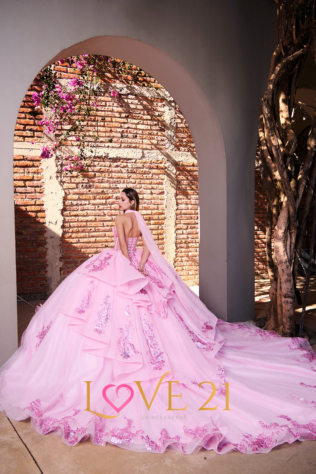 LV545 Ivy – Love21